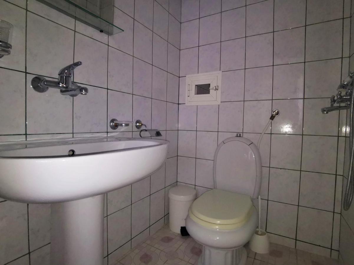 פומורי Lazur Seaview Apartment מראה חיצוני תמונה