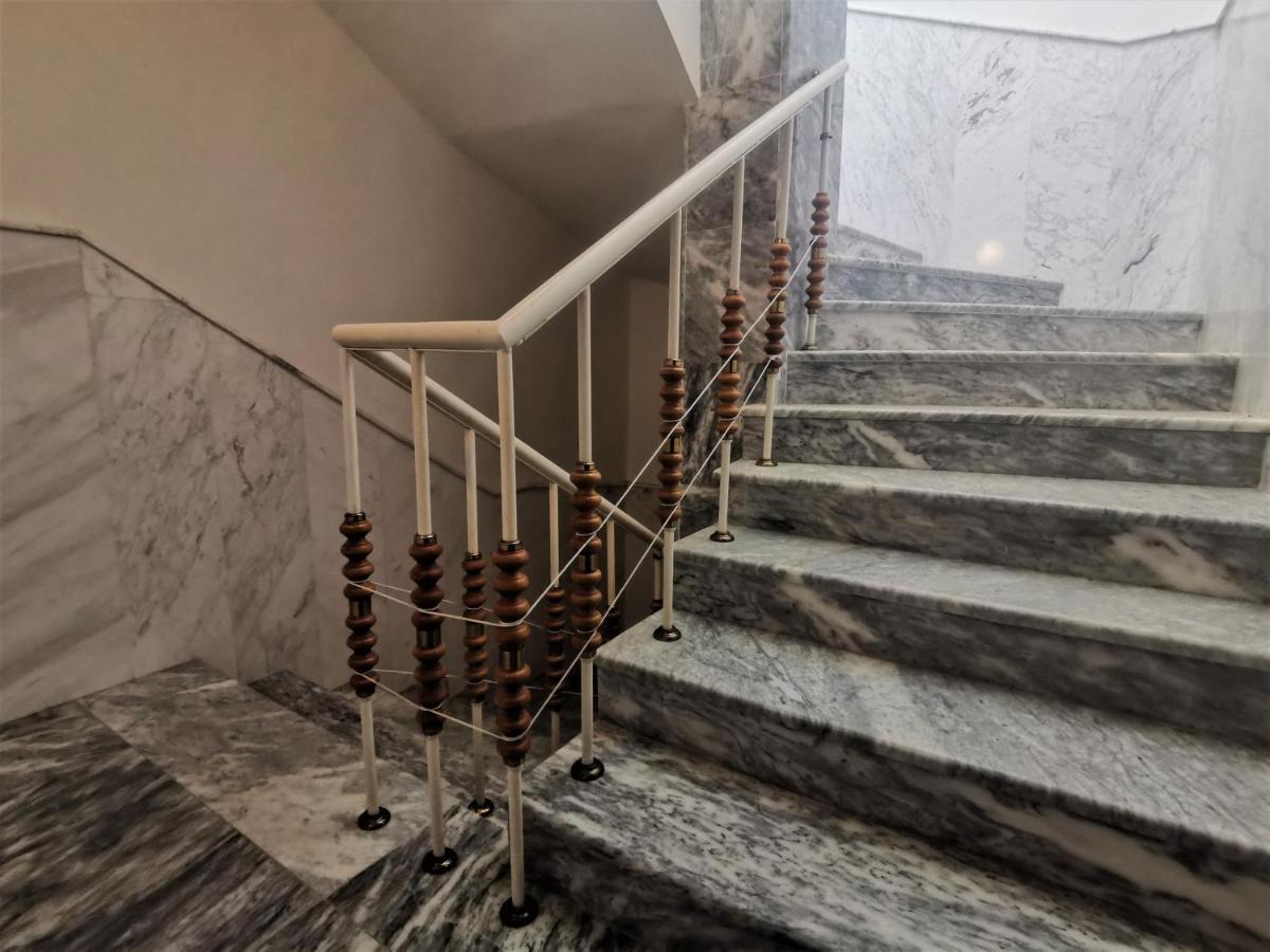 פומורי Lazur Seaview Apartment מראה חיצוני תמונה